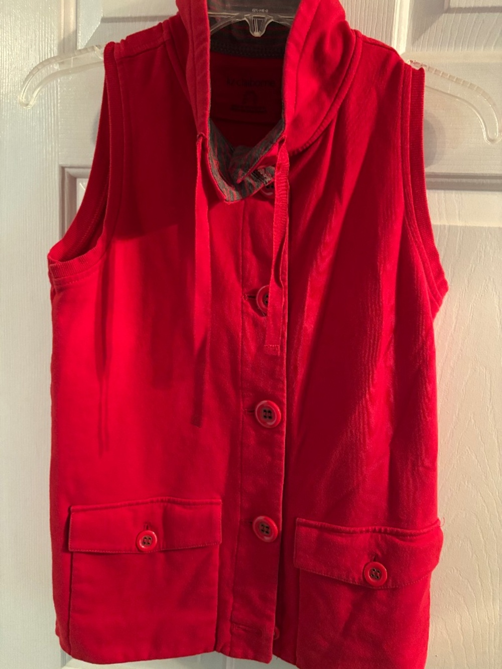 Red Liz Claiborne Sleeveless Collared Top w/Front Flap Pockets Size PS